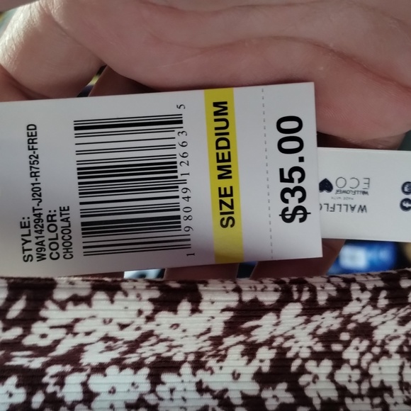 Floral  Women's Top - Picture 3 of 3